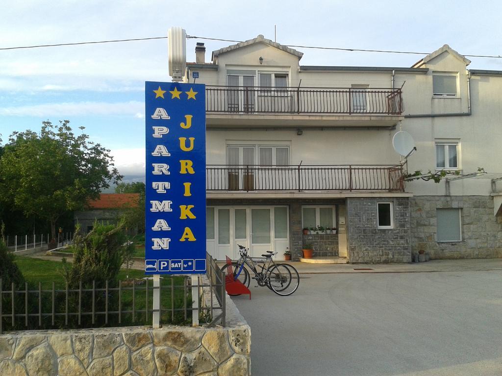 Trilj Apartman Jurika Exterior photo